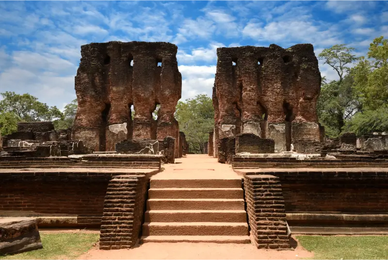 Explore the Cultural Triangle